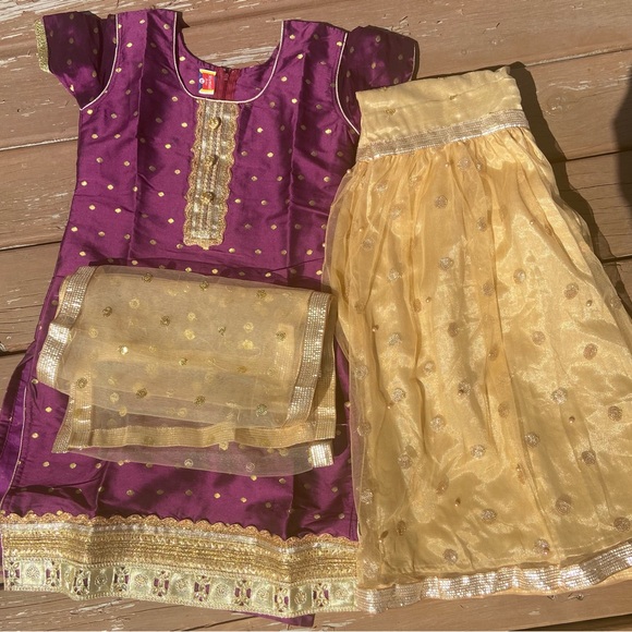 Sharara suit purple top and golden net sharara with dupata - Picture 2 of 3